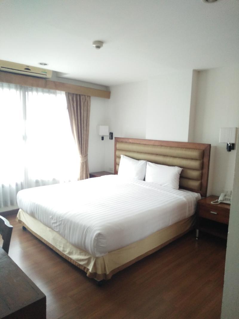 Lasalle Suites Hotel & Residence Bangkok Kültér fotó