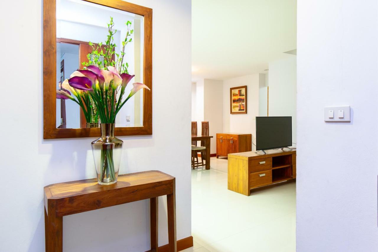 Lasalle Suites Hotel & Residence Bangkok Kültér fotó